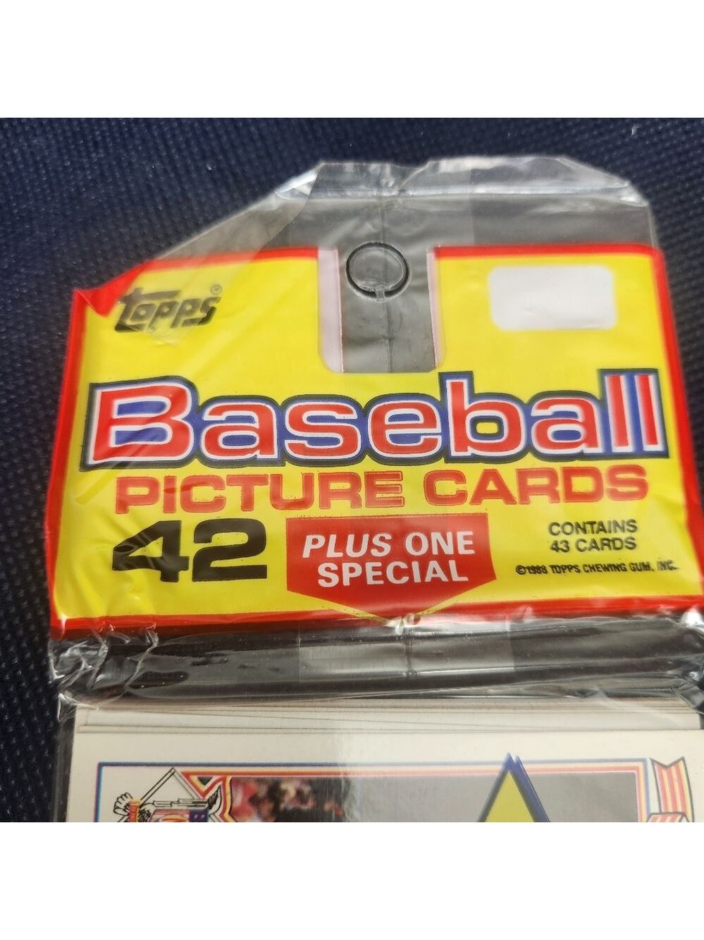 NIB 1988 Topps Baseball 42 Card Rack Pack Factory Sealed 1 Random Pack - Picture 3 of 6